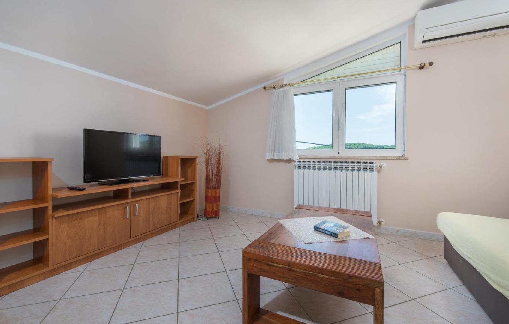 Villa Anita With Common Pool Vrvari Номер фото