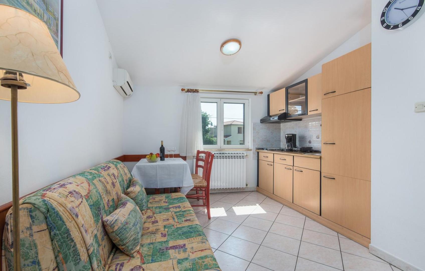 Villa Anita With Common Pool Vrvari Номер фото
